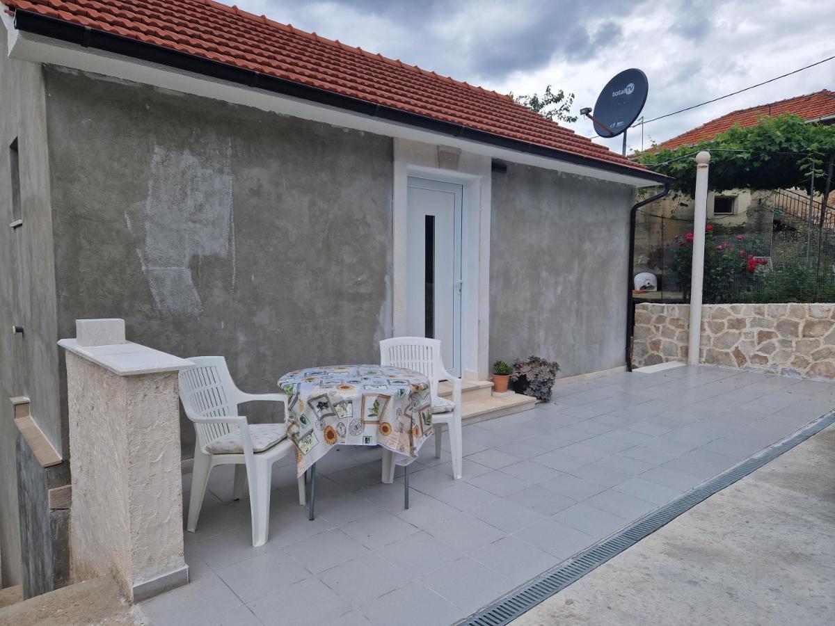 Hotel Kuca Za Odmor Dobrila Jelsa  Exterior foto