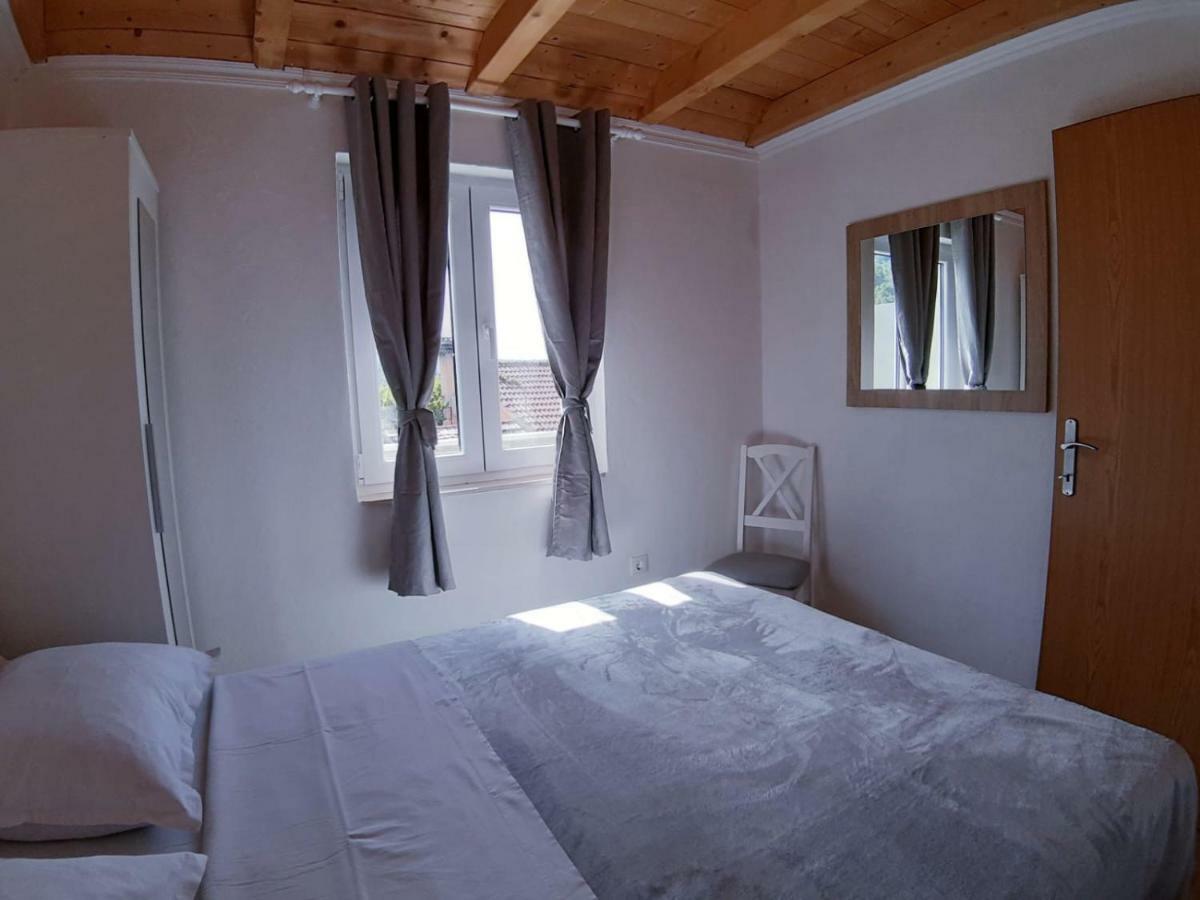 Hotel Kuca Za Odmor Dobrila Jelsa  Exterior foto