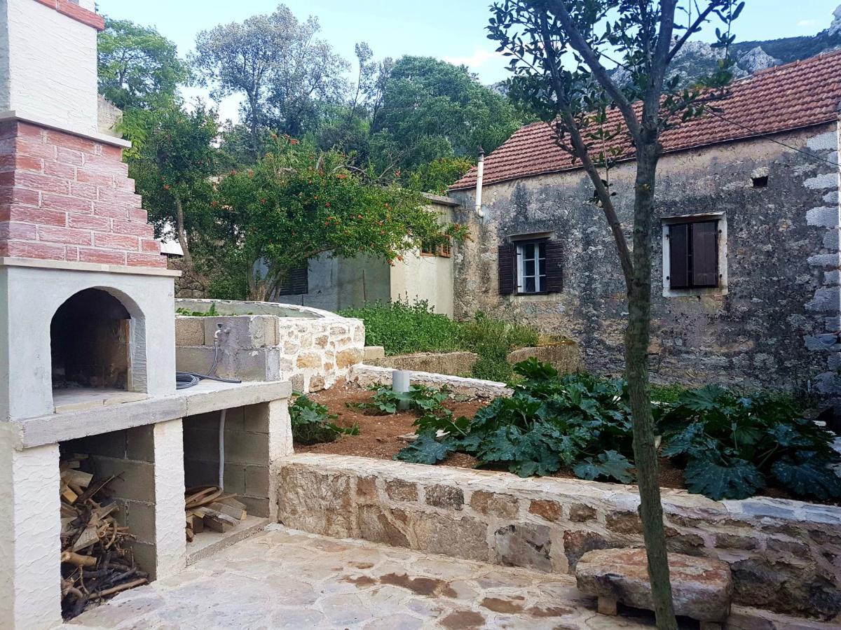 Hotel Kuca Za Odmor Dobrila Jelsa  Exterior foto